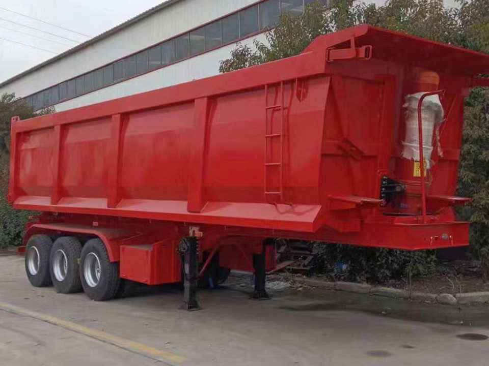 Derun Dump Trailer skickas till Tanzania