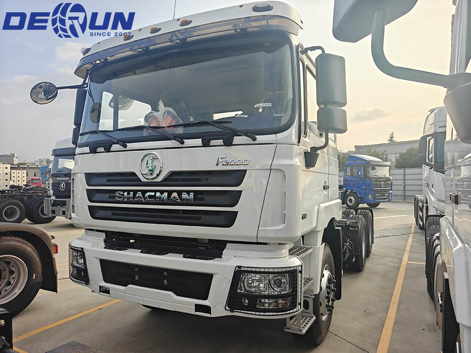 2Unit Shacman F3000 6x4 traktortruckar kommer att skickas till Mali